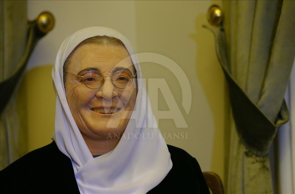 Atatürk'ün annesi Zübeyde Hanım anılıyor