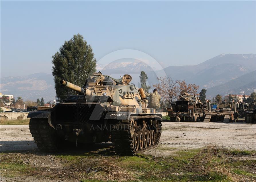 Suriye sınırına askeri sevkiyat