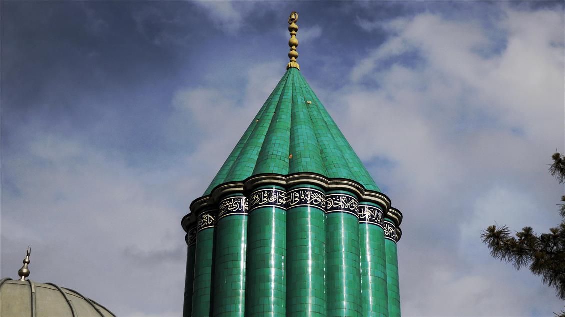 Mevlana Müzesi'nin turkuaz kubbesi yenileniyor