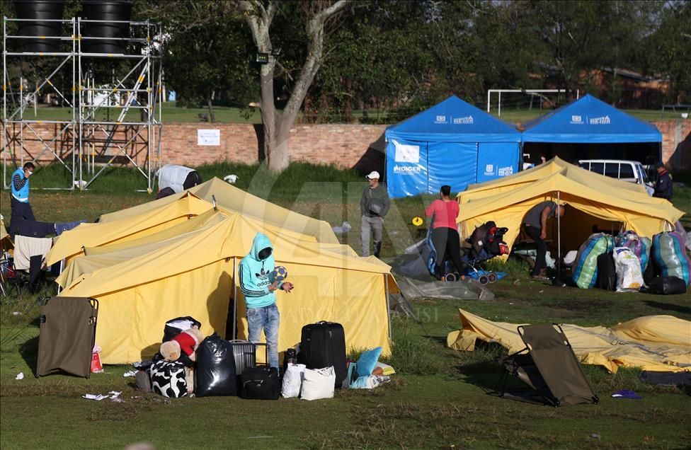 Authorities clear camp of Venezuelan migrants in Bogota