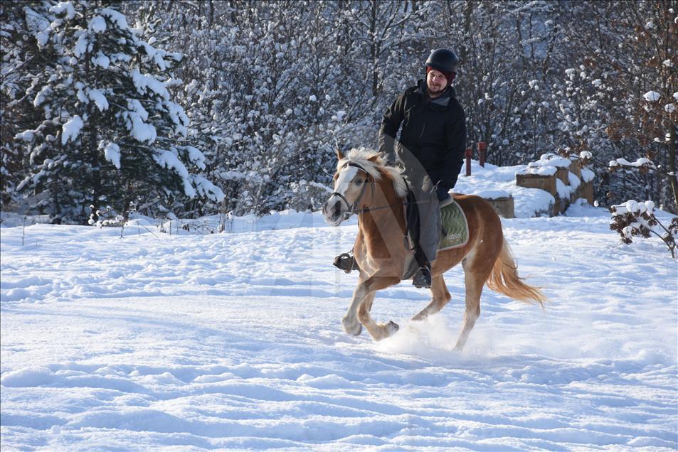 Horseback riding trending at Turkish ski resort