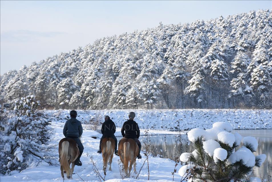 Horseback riding trending at Turkish ski resort