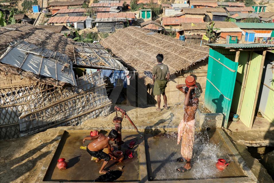 Rohingyaların yaşadıkları acı ilk günkü gibi