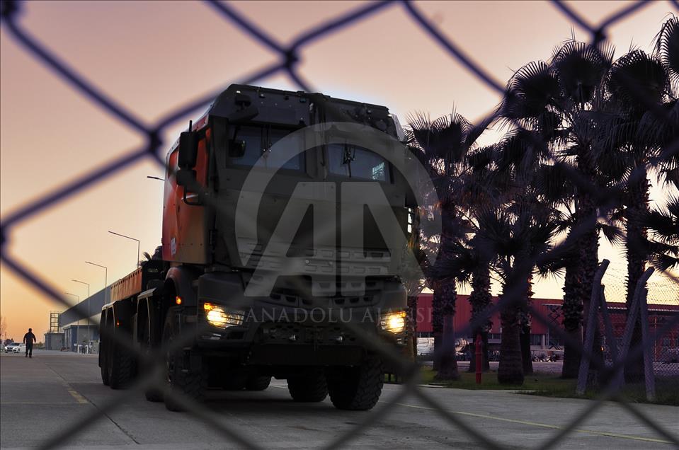 Турция готовится к сертификации бронегрузовика Derman
