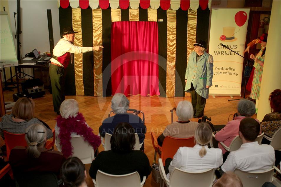 Hrvatska: Umirovljeni staračkog doma postali klauni u predstavi Cirkus varijete