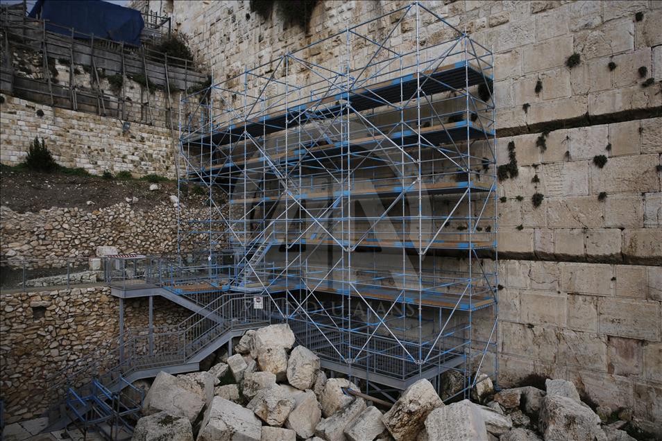 Reconstrucción del Muro de las Lamentaciones en Jerusalén