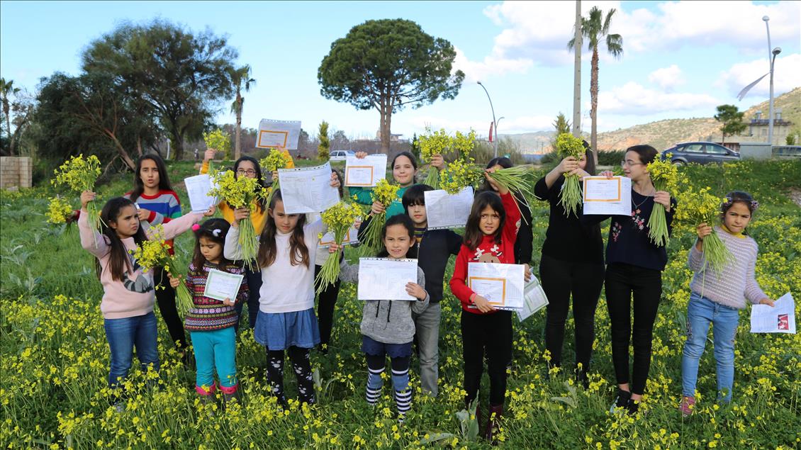 Türkiye'de kar Antalya'da bahar