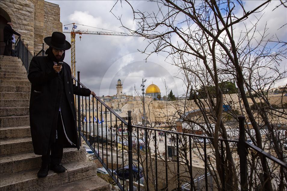 Reconstrucción del Muro de las Lamentaciones en Jerusalén