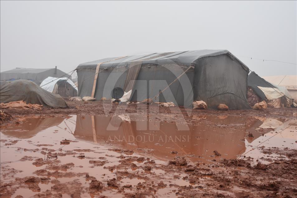 وضعیت وخیم آوارگان سوری در اردوگاه‌ها در سوریه