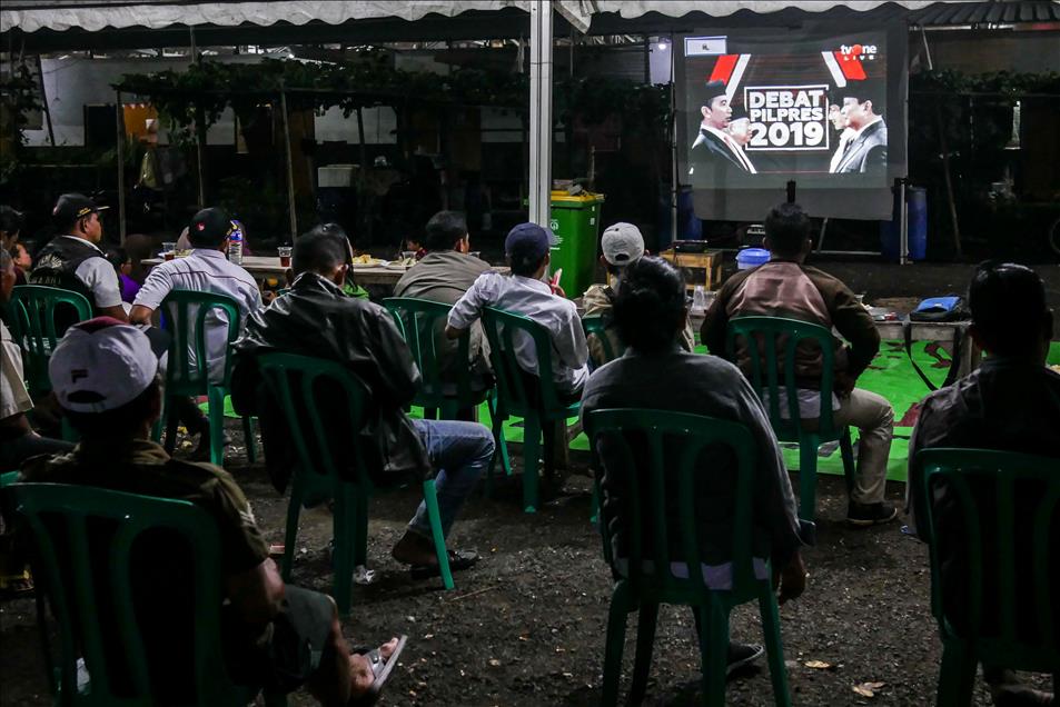 Nonton bareng debat perdana capres dan cawapres pemilu 2019
