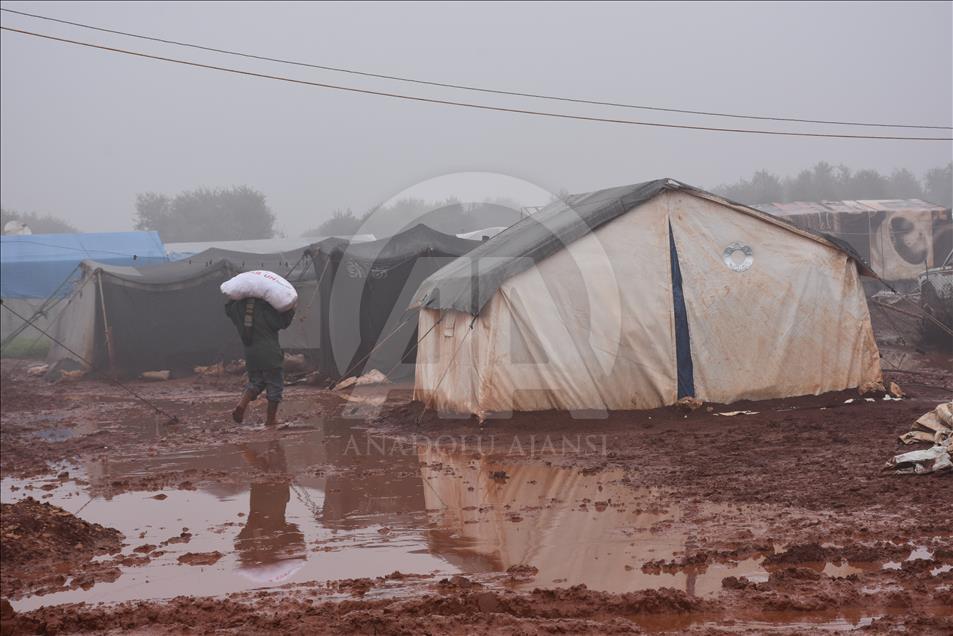 وضعیت وخیم آوارگان سوری در اردوگاه‌ها در سوریه