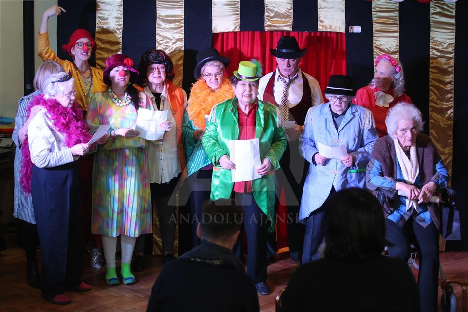 Hrvatska: Umirovljeni staračkog doma postali klauni u predstavi Cirkus varijete