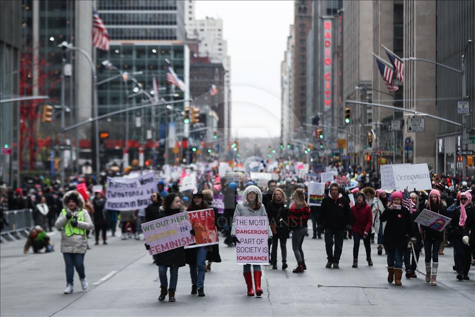 New York'ta kadın yürüyüşü