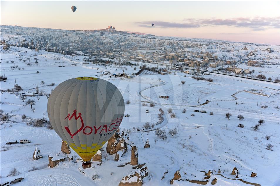 Kapadokya'da eksi 15 derecede balon keyfi