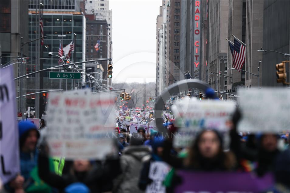 New York'ta kadın yürüyüşü
