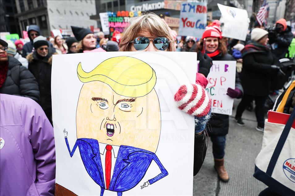 New York'ta kadın yürüyüşü