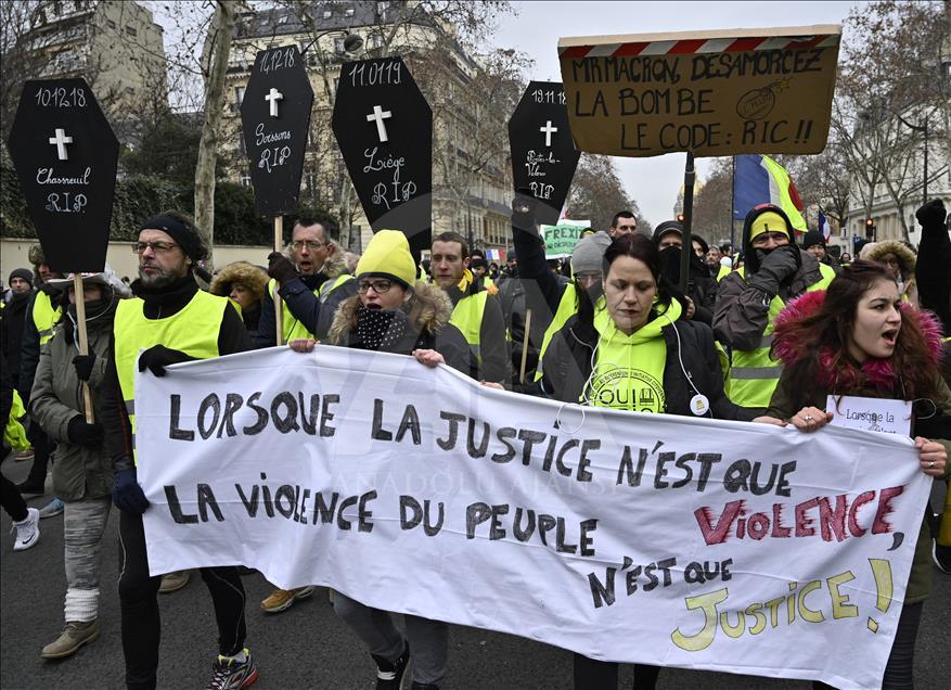 Yellow vest demonstration in Paris