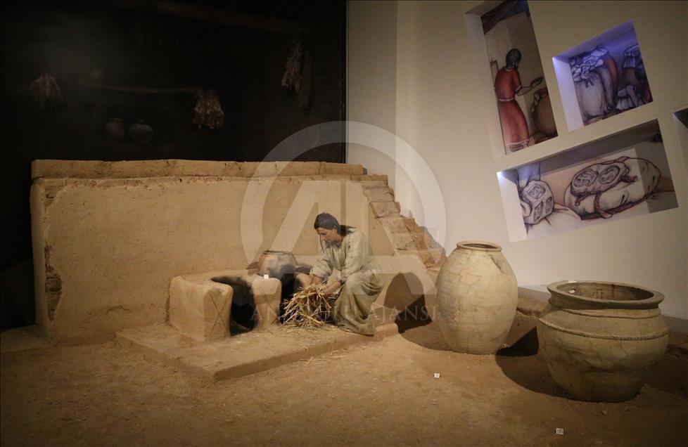 Gobekli Tepe artifacts at Sanliurfa museum complex