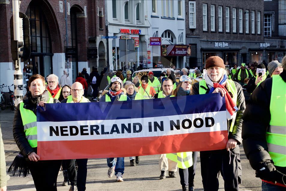 Hollanda'da "sarı yeleklilerden" sekizinci eylem