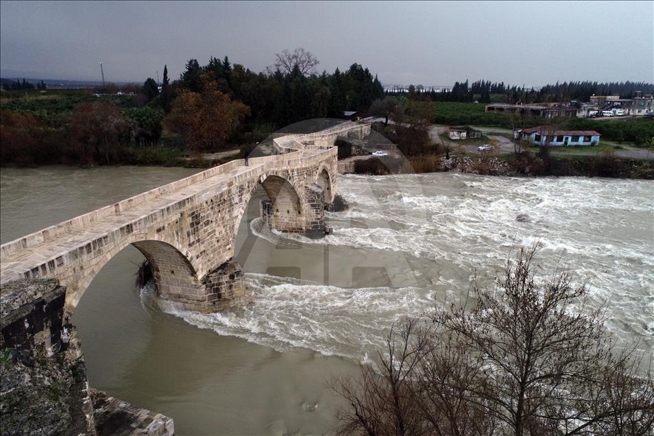 جسر علاء الدين كيقباد.. أصالة شاهدة على التاريخ بأنطاليا التركية
