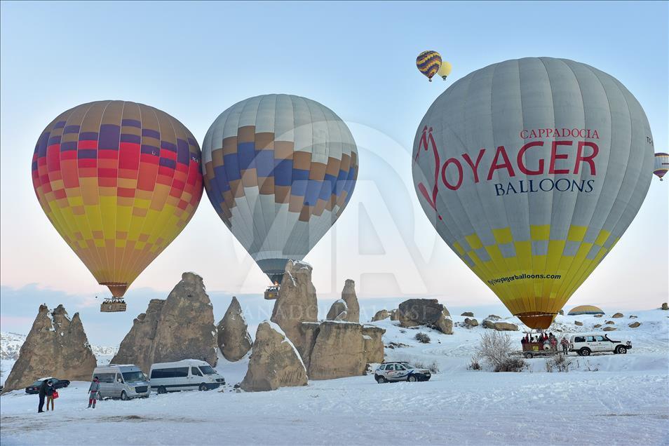 Kapadokya'da eksi 15 derecede balon keyfi