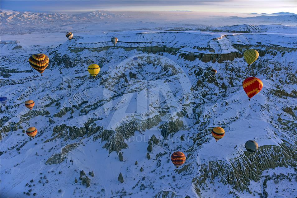 Kapadokya'da eksi 15 derecede balon keyfi