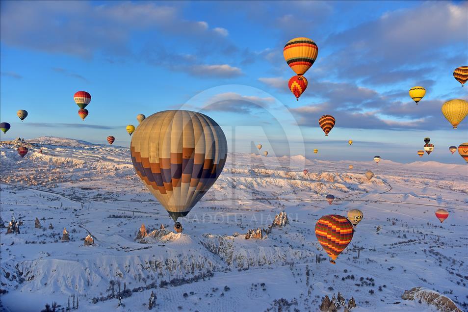 Kapadokya'da eksi 15 derecede balon keyfi