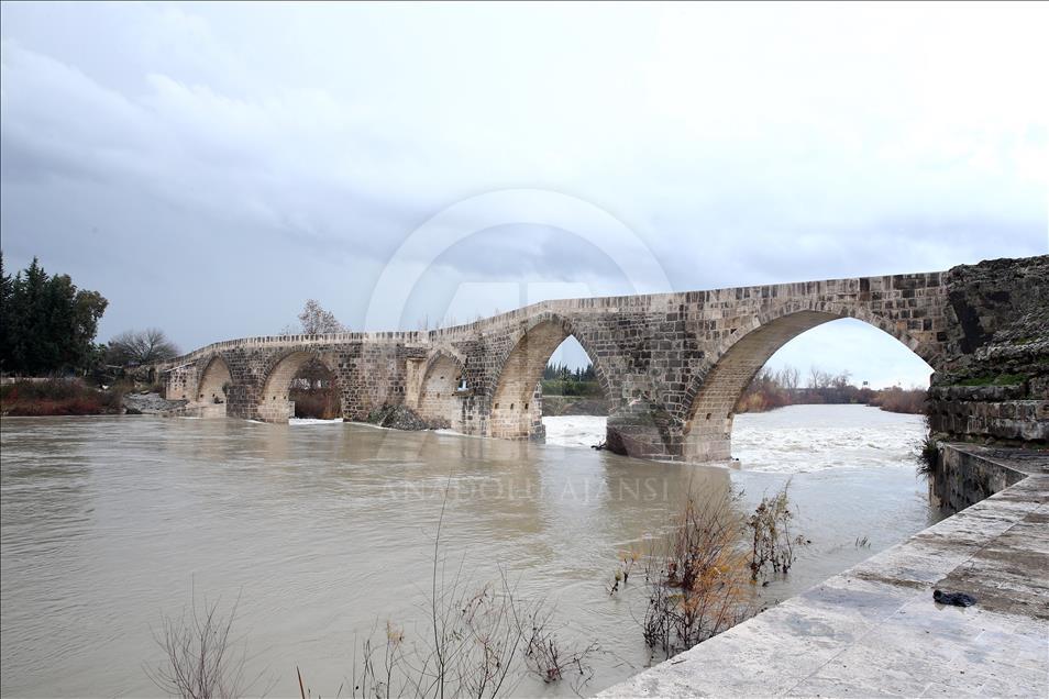 جسر علاء الدين كيقباد.. أصالة شاهدة على التاريخ بأنطاليا التركية
