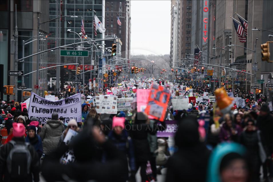 New York'ta kadın yürüyüşü