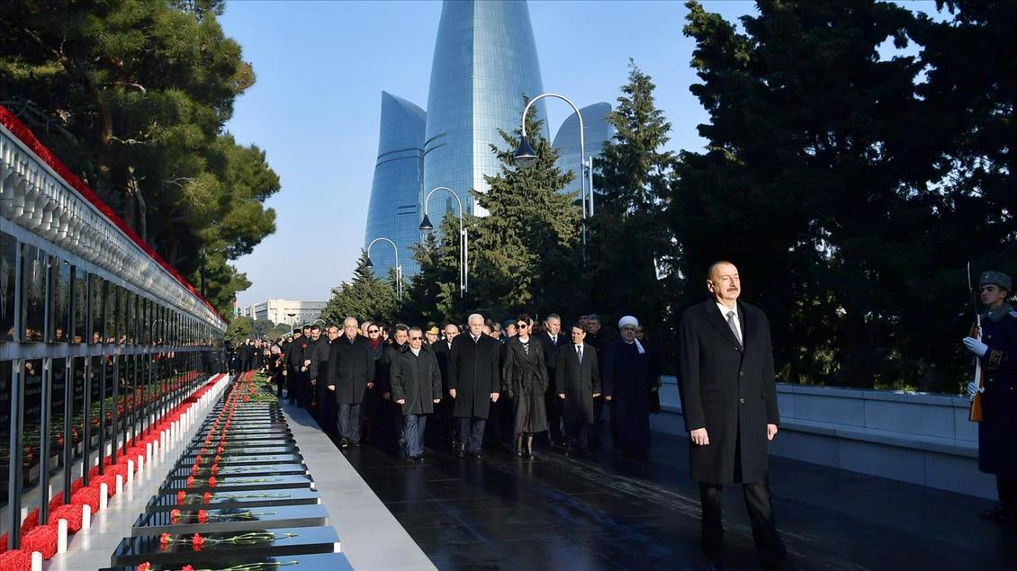 Azerbaycan'da "Kanlı Ocak" kurbanları anılıyor 