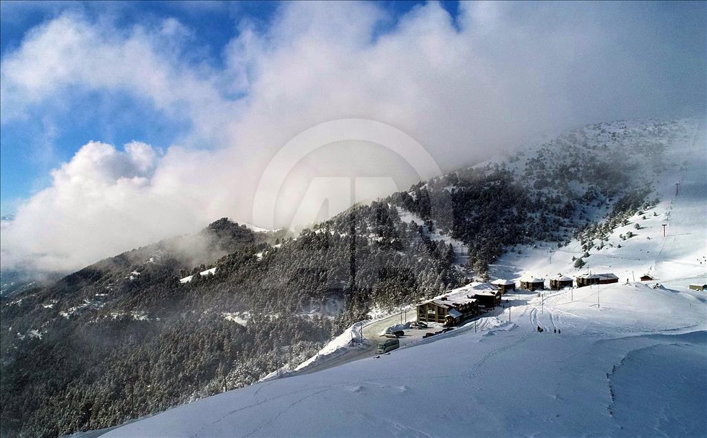 Tarihi İpek Yolu'ndaki Zigana Dağı'nda kış güzelliği
