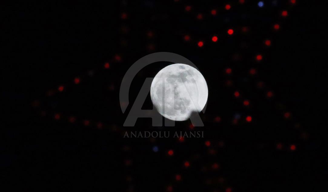 قرص کامل ماه در استان دوزجه ترکیه