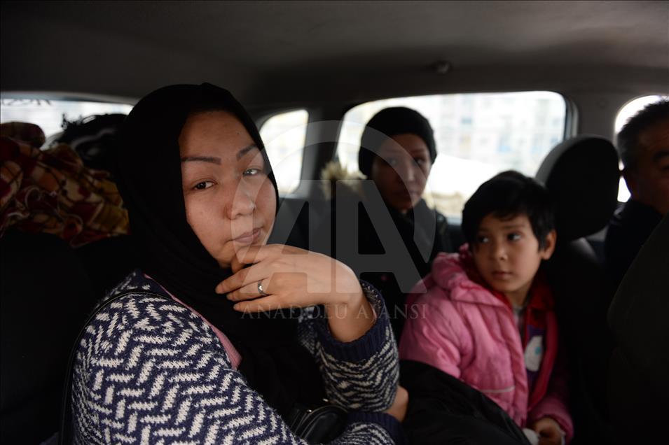 Gazete dağıtıcısı, Afgan ailenin hayatını kurtardı