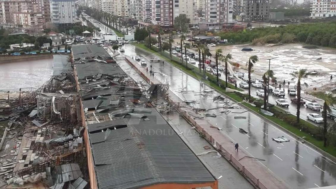 Tornado në Antalya të Turqisë