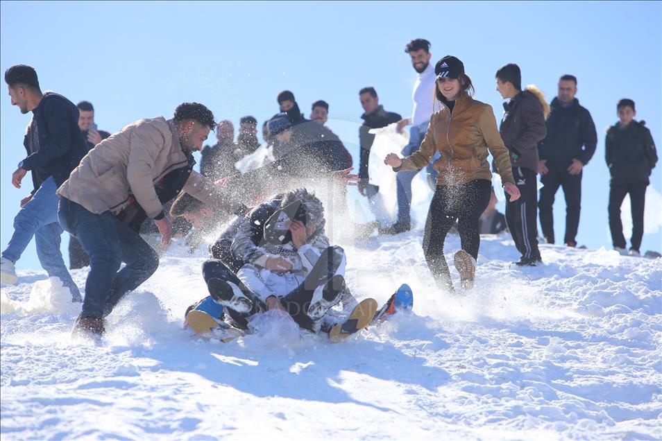"مهرجان الثلج" في مدينة السليمانية 