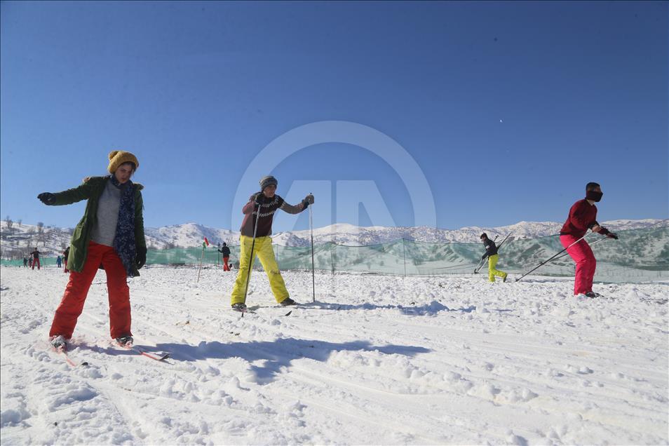 "مهرجان الثلج" في مدينة السليمانية 