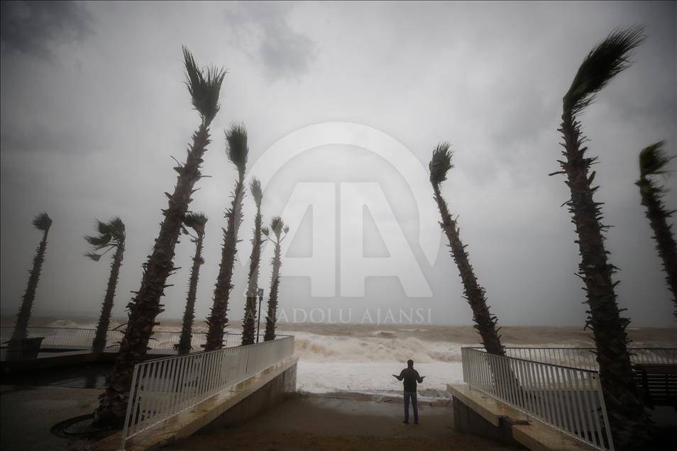 Tornado në Antalya të Turqisë, humb jetën 1 fëmijë