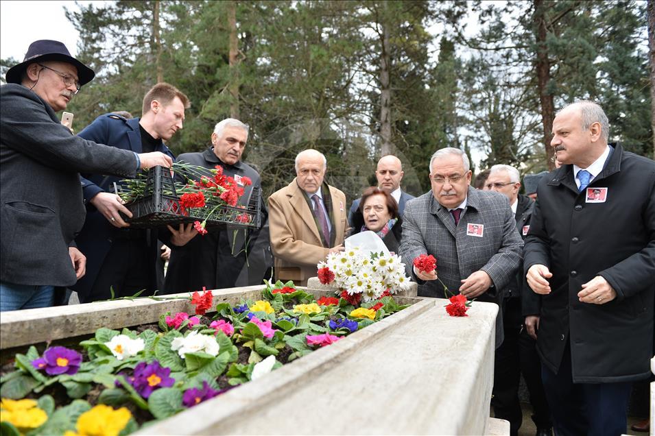 Gaffar Okkan mezarı başında anıldı
