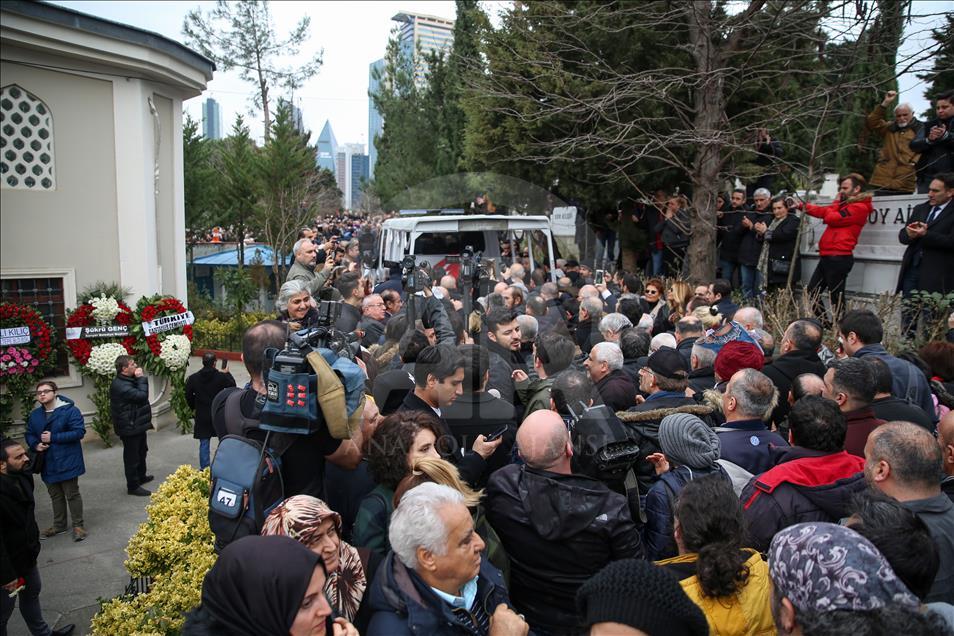 Ayşen Gruda son yolculuğuna uğurlandı