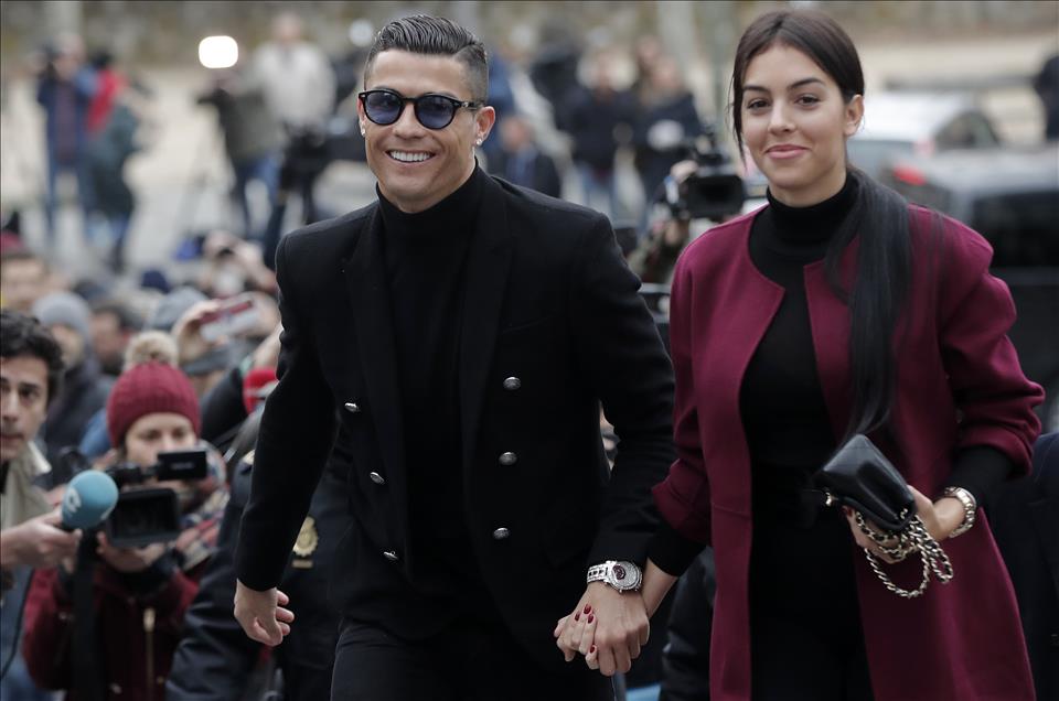 Ronaldo, hakim karşısında