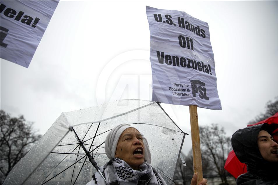 Protest in front of White House