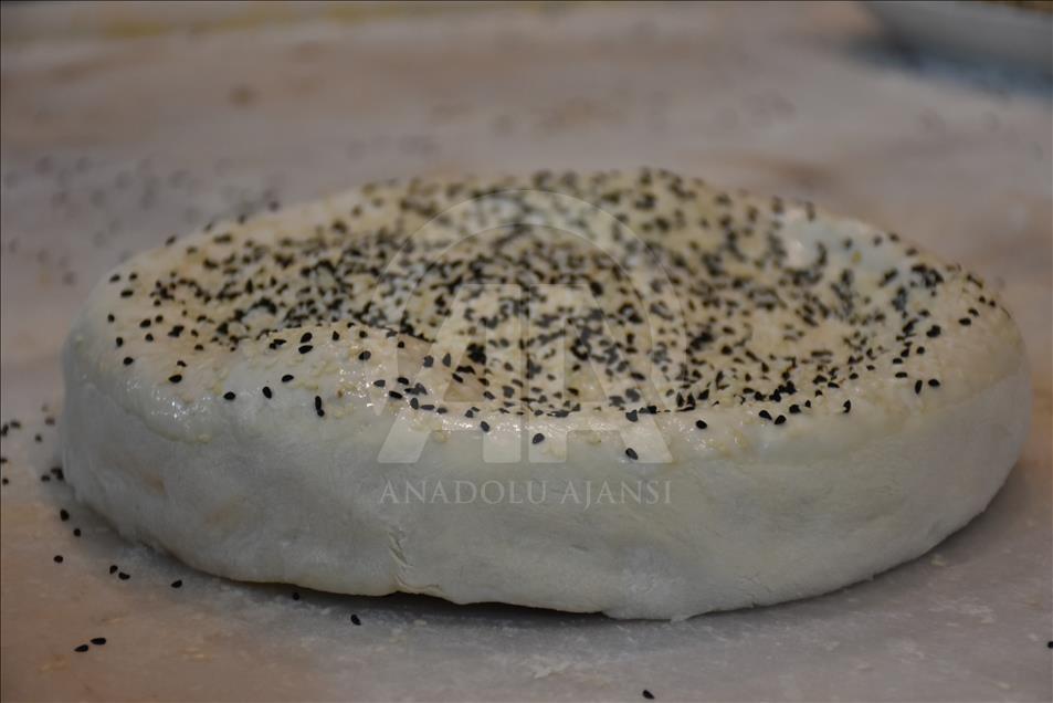 Gastronomi kentinin yeni lezzeti: Kiremitte lavaş kebabı