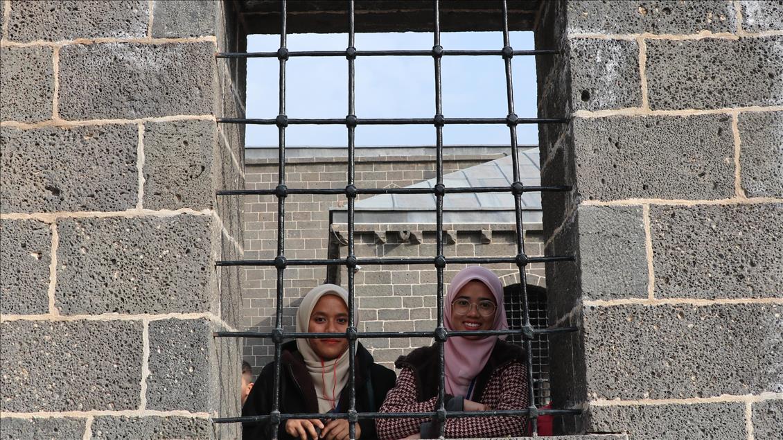 Malezyalı öğrenciler Diyarbakır'a hayran kaldı