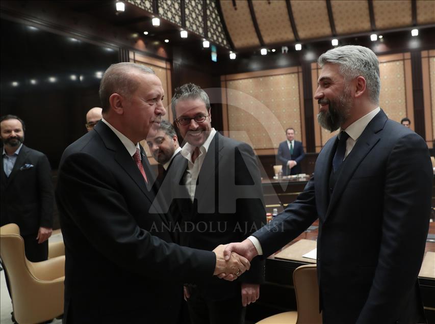 Cumhurbaşkanı Erdoğan, sinema sektörü temsilcilerini kabul etti