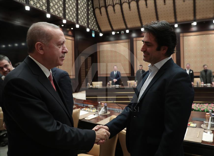 Cumhurbaşkanı Erdoğan, sinema sektörü temsilcilerini kabul etti