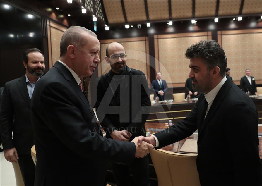 Cumhurbaşkanı Erdoğan, sinema sektörü temsilcilerini kabul etti
