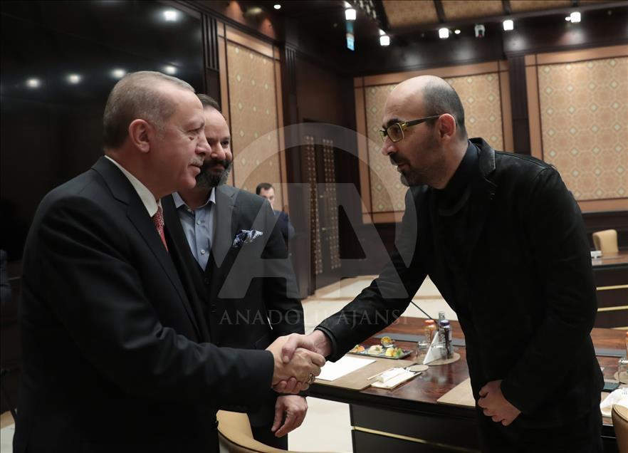 Cumhurbaşkanı Erdoğan, sinema sektörü temsilcilerini kabul etti