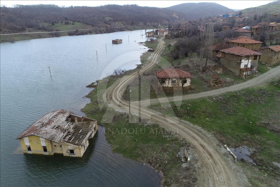 Bilecik'in sular altındaki "sessiz köyü"
