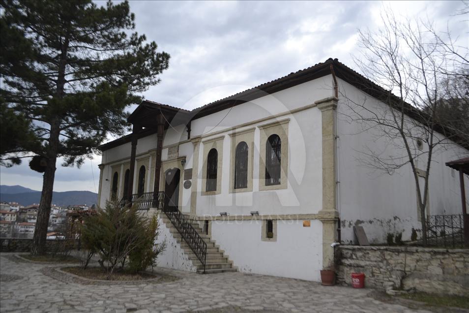 Türk belgesel sinemasının ustası: Suha Arın