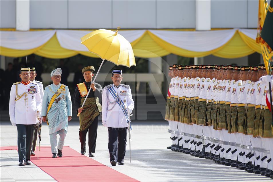 Новый король Малайзии взошел на престол